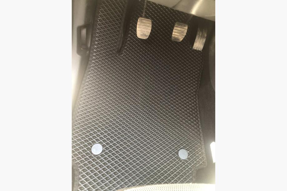 Renault Captur 2013–2019 EVA gulvmåtter (sorte) Image