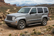 Jeep Cherokee/Liberty 2007–2013 BlackLine sidetrin (2 stk., aluminium) foto 1