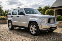Jeep Cherokee/Liberty 2007–2013 Sunrise sidetrin (2 stk., aluminium) foto 1