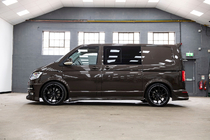 Volkswagen T6 2015–2024 ABT Original sideskørter (kort akselafstand) foto 2