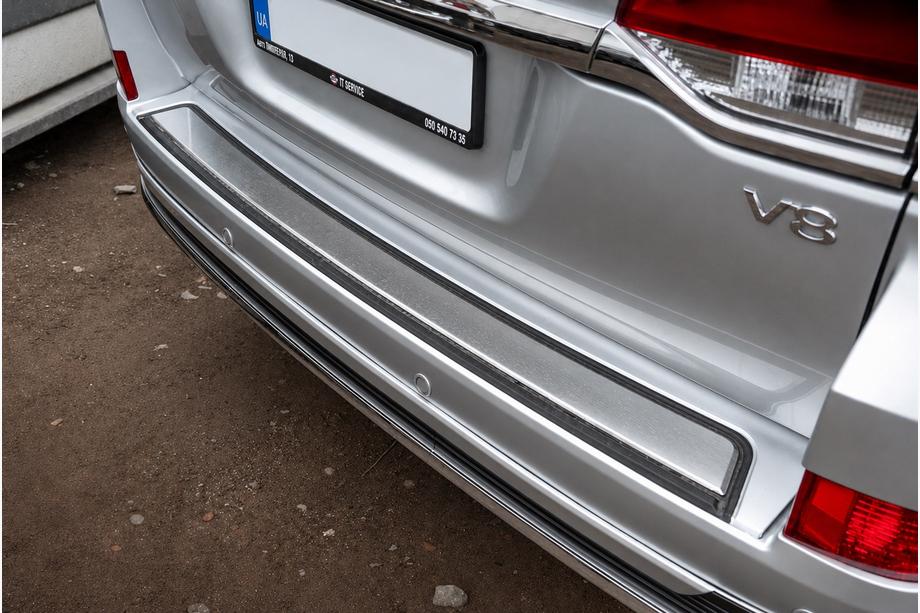 Toyota Land Cruiser 200 2007–2021 Indsats til bagkofanger 2016+ (ABS + rustfrit stål) Foto 2