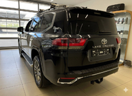 Toyota Land Cruiser 300 2021– OEM-spoiler Sort foto 1