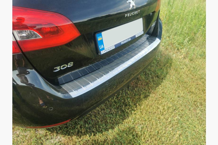 Peugeot 308 2014–2021 Bagkofangerbeskytter Carmos (SW, rustfrit stål) Image