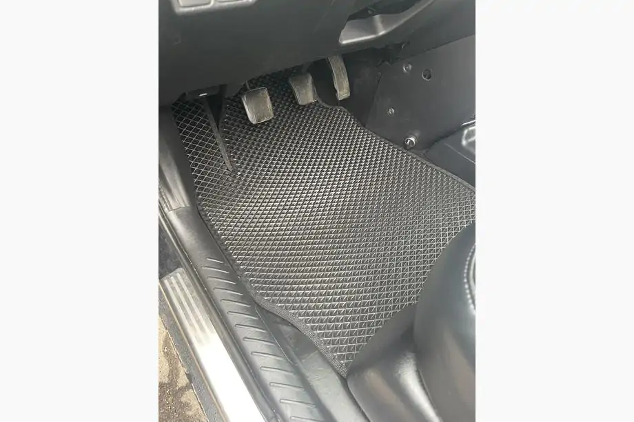 Ford Mondeo 2000–2007 EVA gulvmåtter (sorte) Image