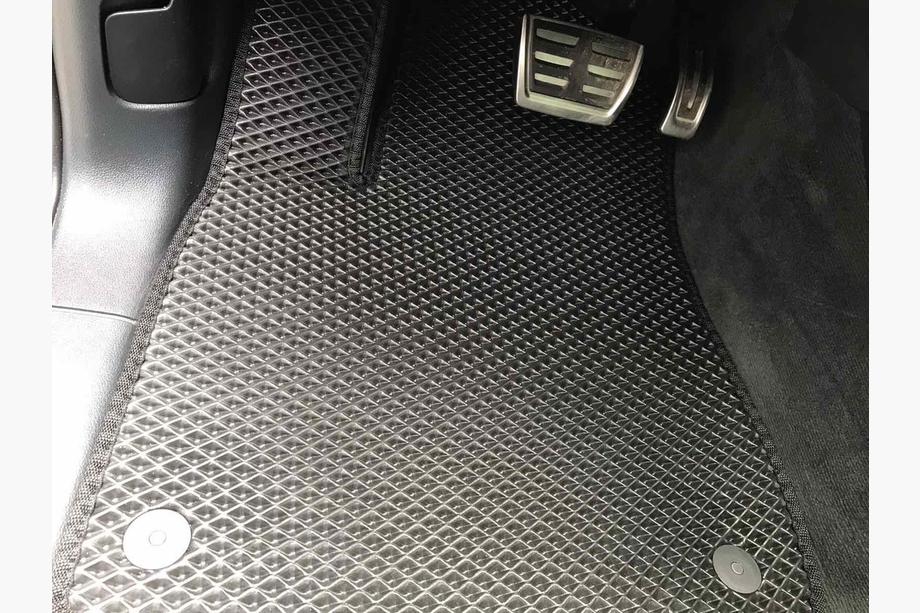 Audi Q7 2015–2026 EVA gulvmåtter (sorte) Image