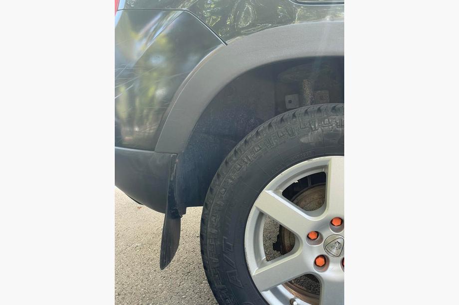 Dacia Duster 2008–2018 Hjulbuekantslister (4 stk., sorte ABS) Foto 8