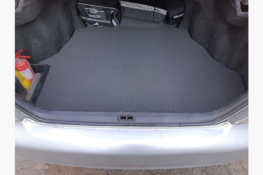 Toyota Camry 2001–2006 Bagagerumsmåtte (EVA, sort) Foto 1