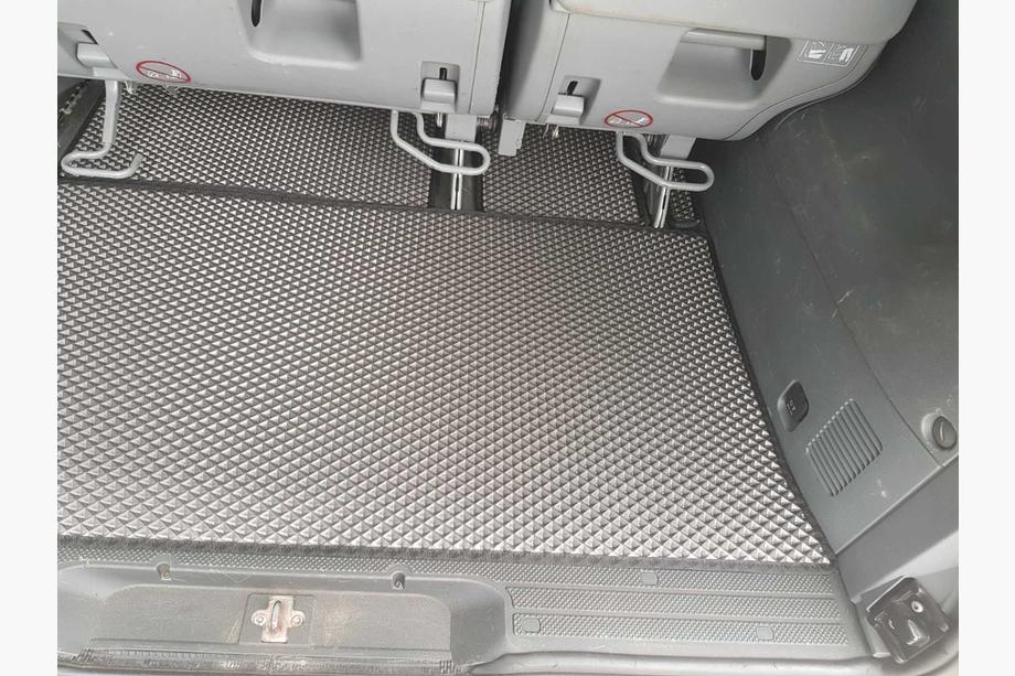 Mercedes Vito W639 2004–2014 EVA V2 bilmåtter (Kun afhentning, komplet sæt til hele kabinen, sorte) Foto 16