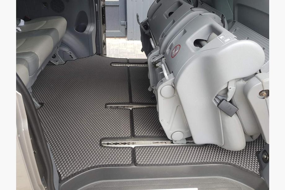 Mercedes Vito W639 2004–2014 EVA V2 bilmåtter (Kun afhentning, komplet sæt til hele kabinen, sorte) Foto 8