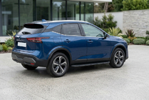 Nissan Qashqai 2021– Sidetrin Tayga Black (2 stk., aluminium) foto 1