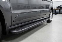 Volkswagen Caddy 2020– Sidetrin Bosphorus Black (2 stk., aluminium) foto 1