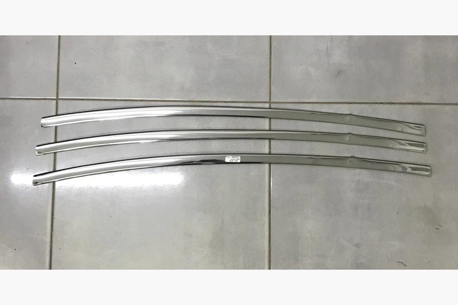 Volkswagen Passat B7 2012–2015 NEDSAT! Rustfri stål-lister til kofangergitter Foto 3