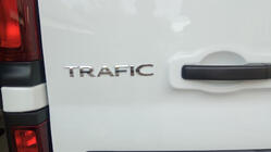 Renault Trafic 2015– Trafic skrifttræk 908900184R (247 x 31 mm) foto 1