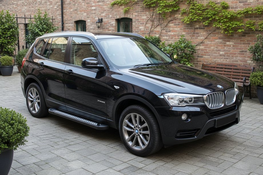 BMW X3 F25 2011–2018 Sidetrin Vision New Black (2 stk., aluminium) Image
