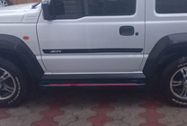Suzuki Jimny 2018– Sidetrin Maya Red (2 stk., aluminium) foto 4
