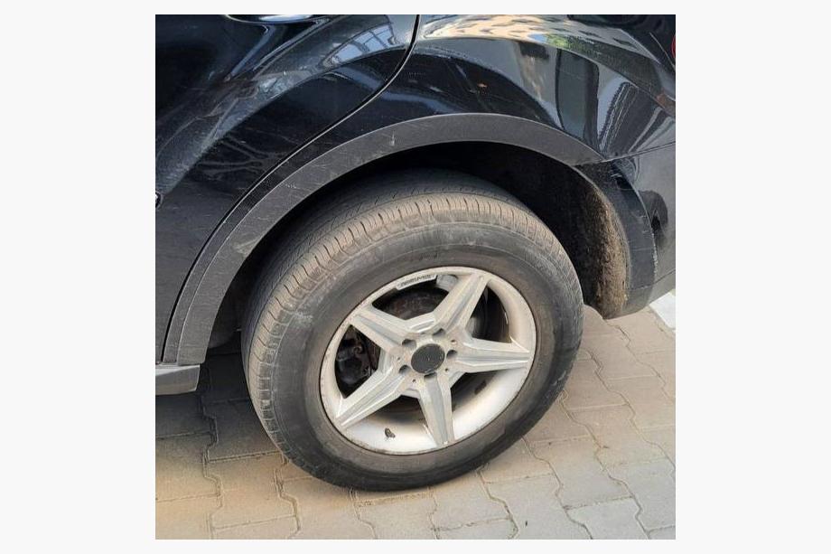 Mercedes ML W164 2005–2011 Hjulskærmslister (4 stk., sorte, ABS-plast) Foto 2