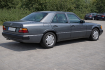 Mercedes E-klasse W124 1984–1997 Hjulbuekanter 1989-1995 (4 stk, sorte, ABS-plast) foto 3