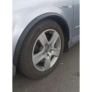 Hjulskærmslister (4 stk., sorte, ABS-plast)