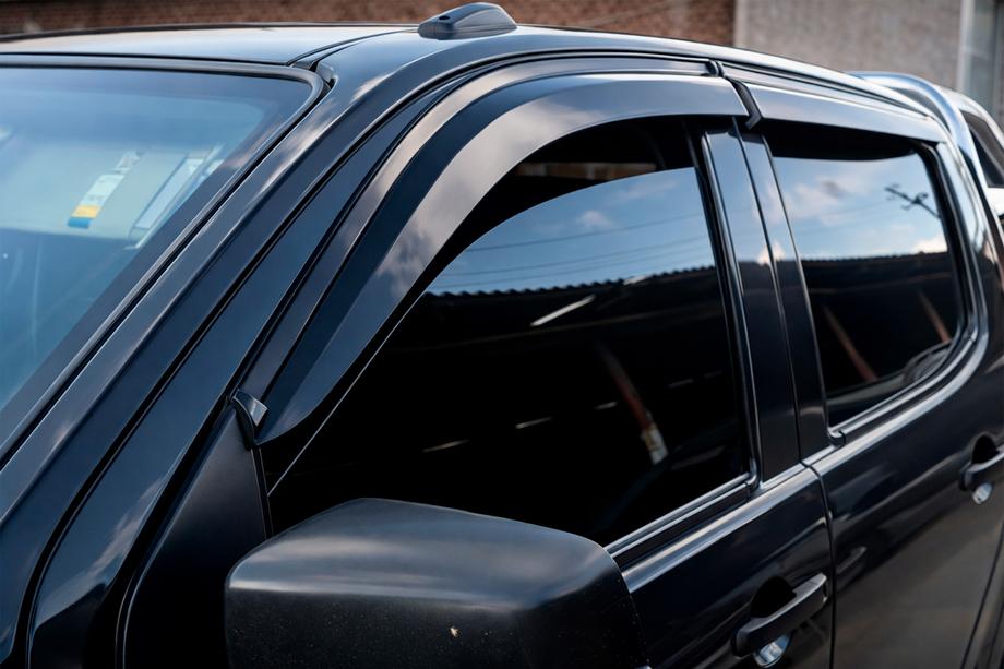 Isuzu D-Max 2019– Vindafvisere til vinduer (4 stk., Sunplex Sport) Image