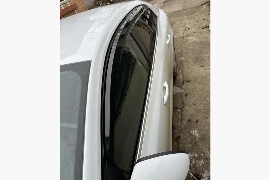 Renault Megane IV 2016–2025 Vindafvisere SD (4 stk., Sunplex Sport) Image