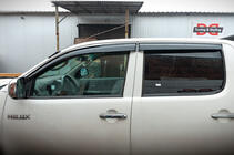 Toyota Hilux 2006–2015 Vindafvisere til vinduer (4 stk., Sunplex Sport) foto 3