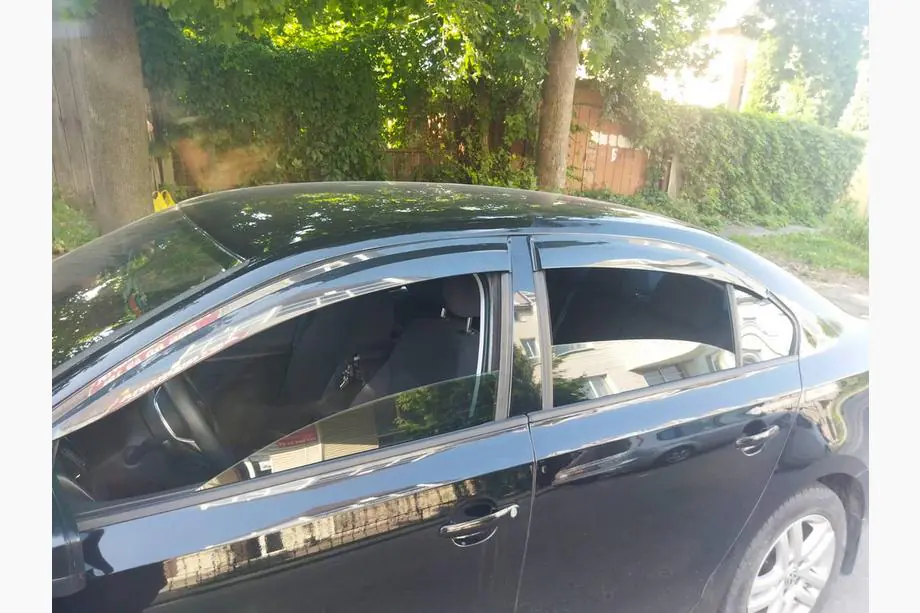 Volkswagen Jetta 2011–2018 Vindafvisere til vinduer (4 stk., Sunplex Sport) Image