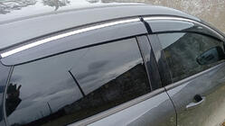 Ford Focus III 2011–2017 Vindafvisere med kromliste HB/Sedan (4 stk., Sunplex Chrome) foto 1