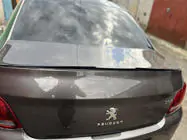 Peugeot 301 2012– Læbespoiler (Sunplex, sort) (118,5 cm x 5,5 cm) foto 2