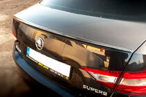Skoda Superb 2015–2024 LIP-spoiler (Sunplex, sort) (119,2 cm x 7,3 cm) foto 1
