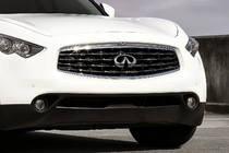 Infiniti QX70 2013–2019 Libao frontlæbe til kofanger (plast) foto 3