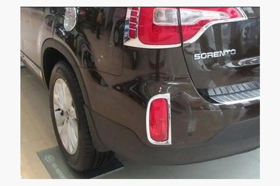 Kia Sorento II XM 2009–2014 Krom pyntelister til bageste tågelygter 2013+ (2 stk., plast) Image