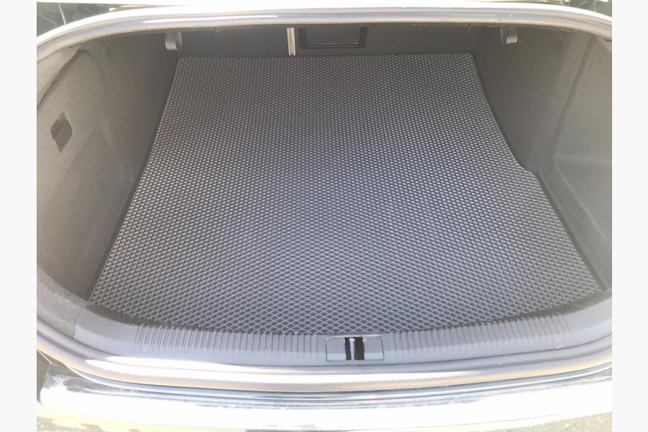 Audi A6 C6 2004–2011 Bagagerumsmåtte til Sedan (EVA, sort) Image