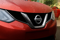 Nissan Qashqai 2014–2021 Grillister Libao (plast) foto 1