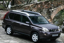 Nissan X-trail T31 2007–2014 Tagrælinger – originalt design (med lys) foto 3