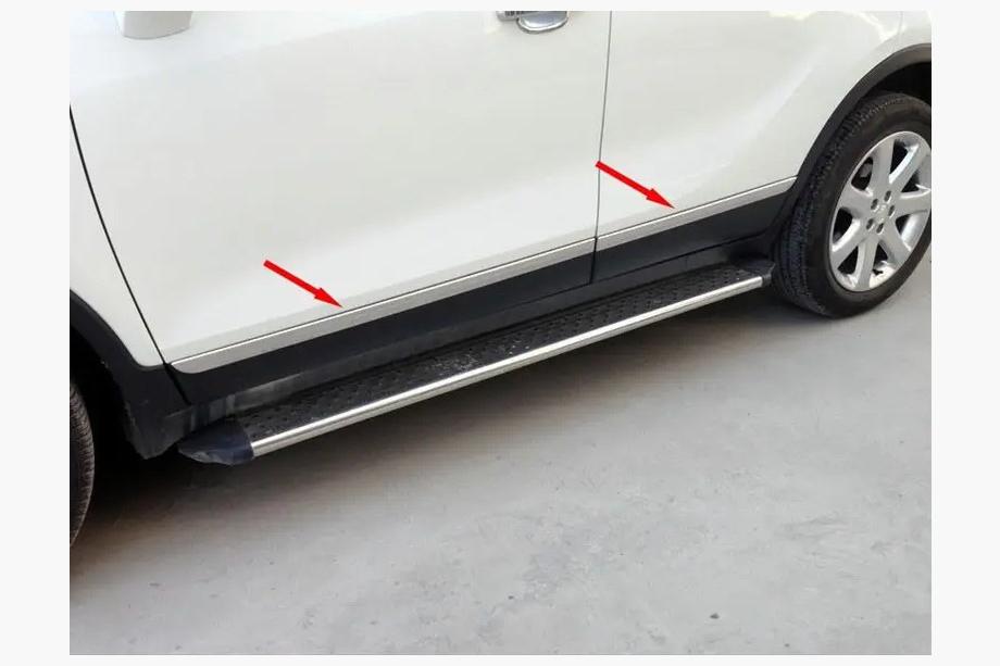 Chevrolet Trax 2012–2023 Libao dørpanel-lister (4 stk., plast) Image