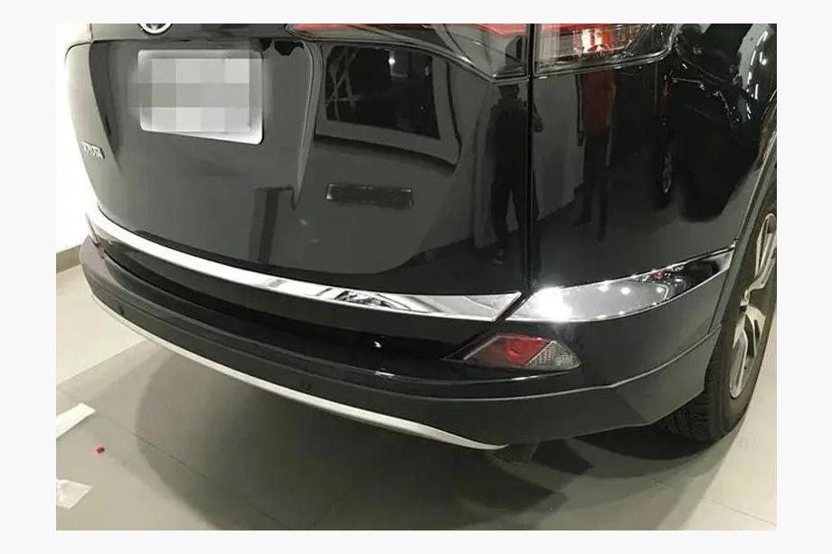 Toyota Rav 4 2013–2018 Lister til bagkofanger og bagklap i rustfrit stål Libao 2016-2018 (3 stk.) Foto 1