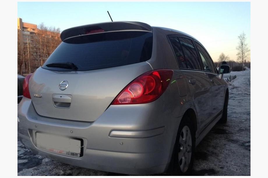 Nissan Tiida 2004–2011 Spoiler til hatchback (HB) Image
