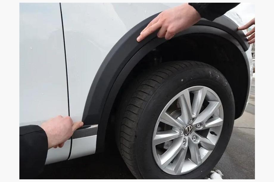 Volkswagen Touareg 2010–2018 Skærmforøgere Foto 5