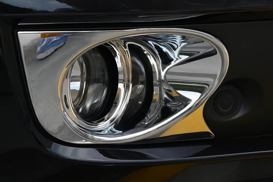 Geely Emgrand X7 2011– Pynterammer til tågelygter Libao (sæt med 2, plast) Image