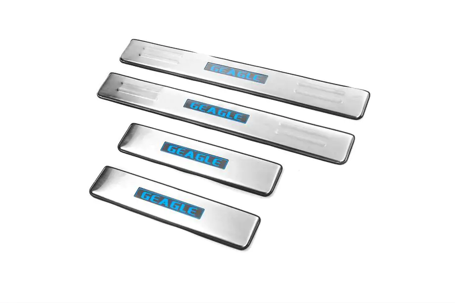 Geely Emgrand X7 2011– LED dørtrinslister Libao (4 stk., rustfrit stål) Image