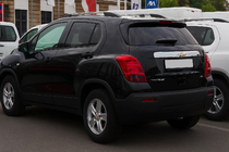 Chevrolet Trax 2012–2023 Kromliste over nummerplade Libao (ABS) foto 1
