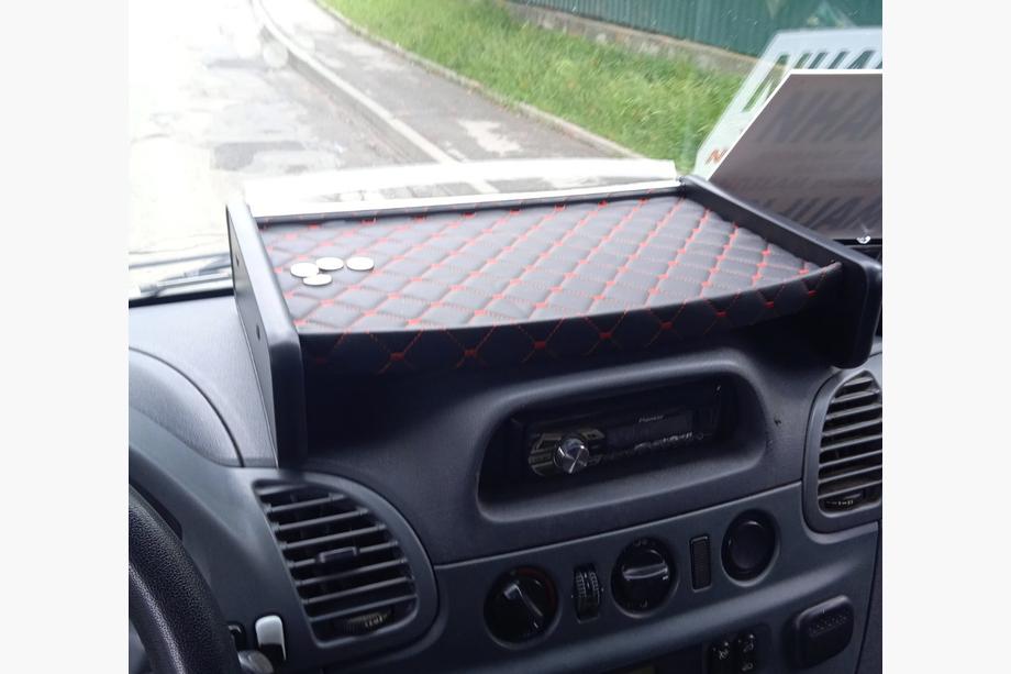 Mercedes Sprinter W901/902/903/904/905 1995–2006 Instrumentbordshylde (2000-2006, Sort med rød syning) Image