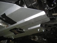 Mitsubishi Outlander 2006–2012 Motorbundskjold i metal foto 1