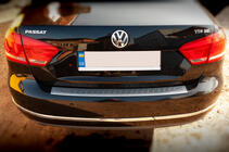 Volkswagen Passat B7 2012–2015 OmsaLine MAT bagkofangerbeskytter (Sedan, rustfrit stål) foto 2