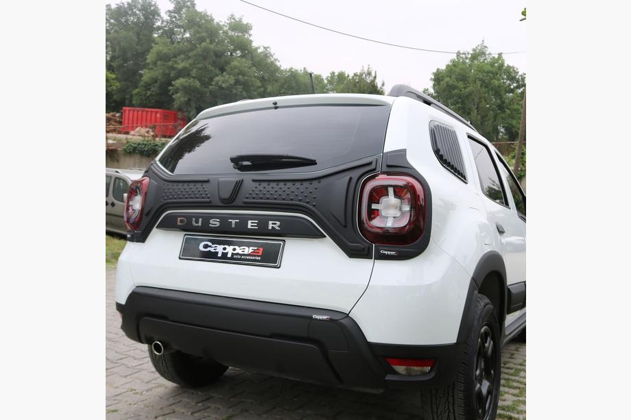 Dacia Duster 2018–2024 Plastafdækning til bagklap (3 dele) Foto 1