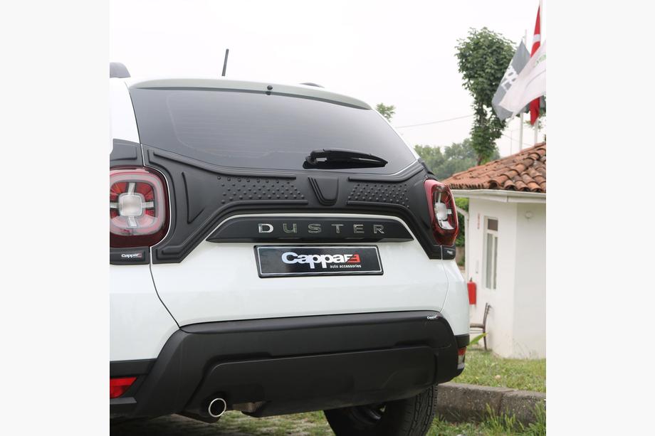 Dacia Duster 2018–2024 Plastafdækning til bagklap (3 dele) Foto 5
