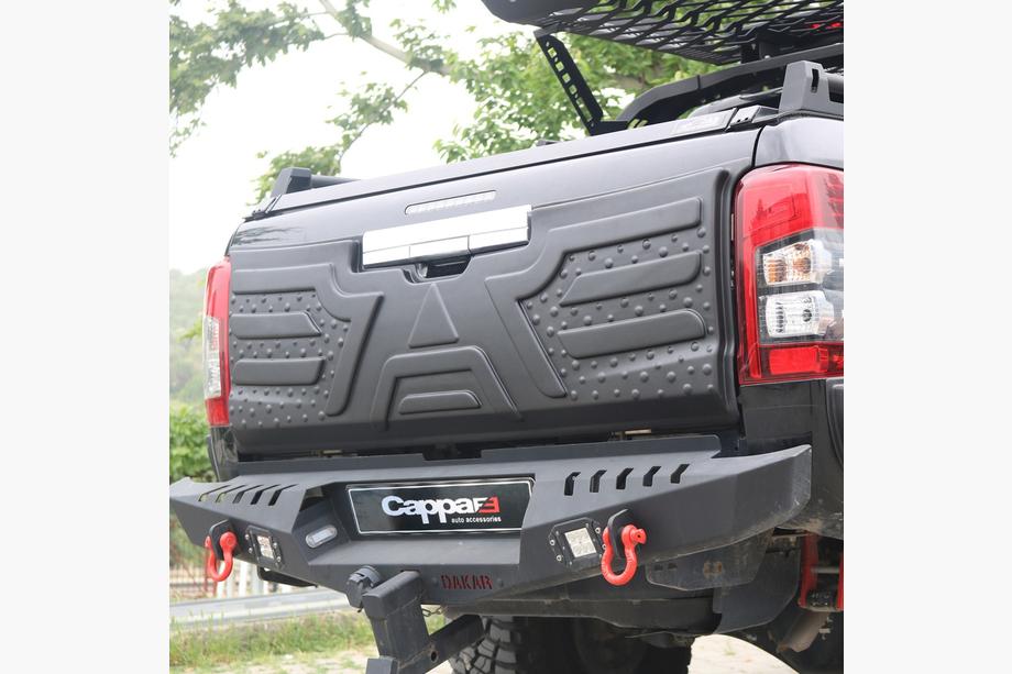 Mitsubishi L200 2015–2024 Plastliste til bagklap Image