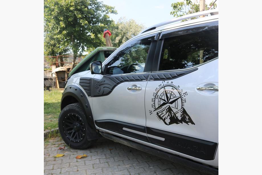 Nissan Navara/NP300 2016– Øvre dørlister (6 stk., ABS) Image
