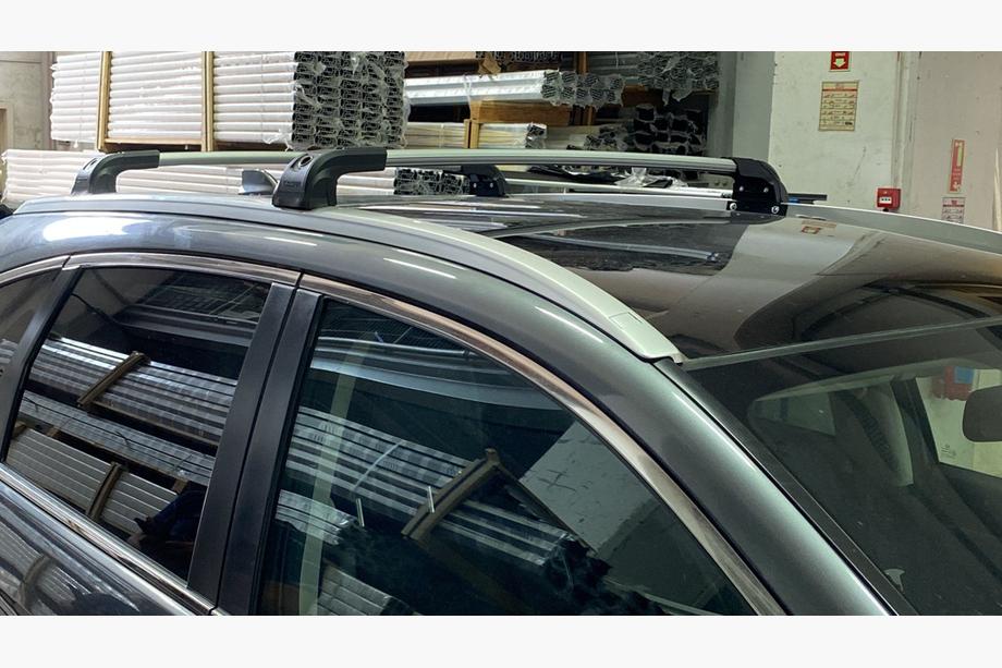 Honda CRV 2012–2016 Tagbøjler til integrerede tagrails Strong (2 stk.) Grå Image