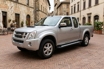 Isuzu D-Max 2002–2011 Sideskørter Vision New Black (2007-2012, 2 stk., aluminium) foto 1